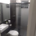 APARTAMENTO NO CONDOMÍNIO ÁGUA MARINHO. Localização: Atras do Shoping Estrada