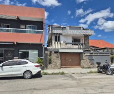 CASA TRIPLÉX NA RUA VISCONDE DE ITABORAÍ Nº 447, PARQUE ROSÁRIO À 50,00 METROS DO HOSPITAL DA UNIMÉD.