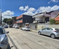 CASA TRIPLÉX NA RUA VISCONDE DE ITABORAÍ Nº 447, PARQUE ROSÁRIO À 50,00 METROS DO HOSPITAL DA UNIMÉD.