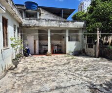 CASA NA RUA TENENTE CORONEL CARDOSO, Nº , CENTRO (ao lado do Hortifruti)