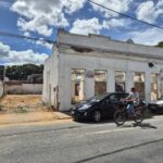 VENDO OU ALUGO TERRENO NA AVENIDA 07 DE SETEMBRO, CENTRO. Terreno: 22,40m x 40,00m = 896,00m²,