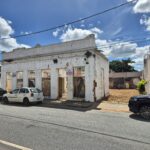 VENDO OU ALUGO TERRENO NA AVENIDA 07 DE SETEMBRO, CENTRO. Terreno: 22,40m x 40,00m = 896,00m²,