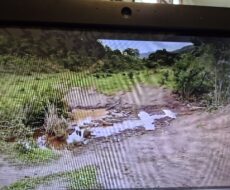 FAZENDA DE 2.200 HÁ EM PEDRA AZUL MINAS GERAIS À 6 KM DA CIDADE DE DIVISA ALEGRE DE MINAS GERAIS COMARCA DE PEDRA AZUL.