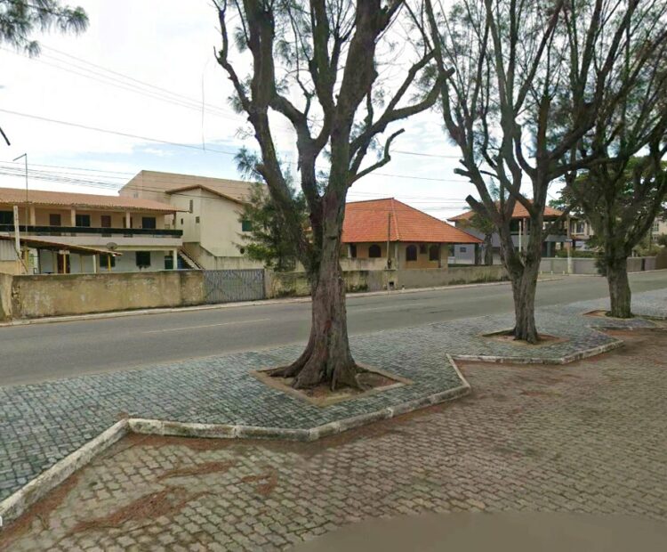 EXELENTE TERRENO DE ESQUINA COM 859,65 M² NA AVENIDA OLAVO SALDANHA ( AV. ATLÂNTICA ), EM FAROL DE SÃO THOMÉ,