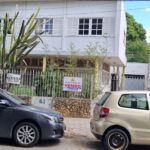 CASA NA RUA BRUNO DE AZEVEDO, Nº 56, PRQ. TAMANDARÉ (COM SAÍDA NA AVENIDA 28 DE MARÇO).