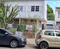 CASA NA RUA BRUNO DE AZEVEDO, Nº 56, PRQ. TAMANDARÉ (COM SAÍDA NA AVENIDA 28 DE MARÇO).